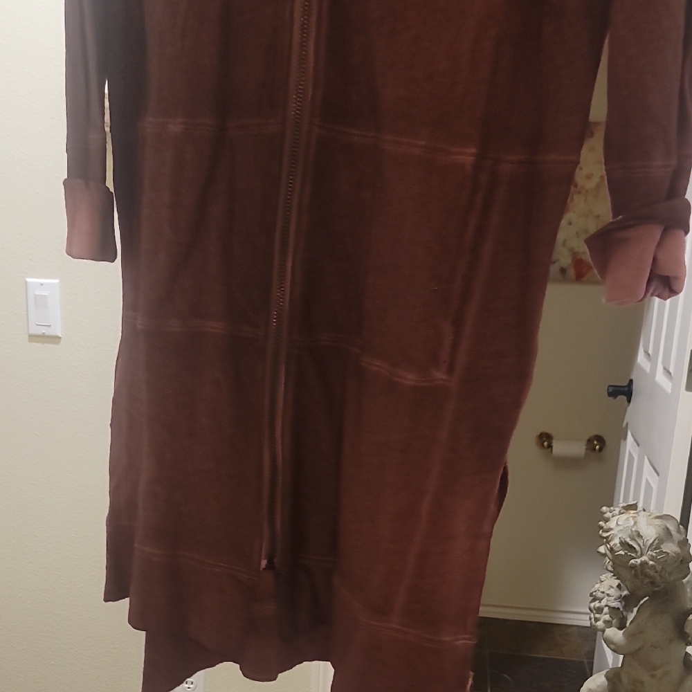 NWOT POL Warm Maroon Midi Full Zip Hoodie - Picture 2 of 9